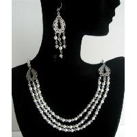Genuine Swarovski Crystals Collection White Pearls And Moonlite Crystals 3 Strands Drop Necklace Set