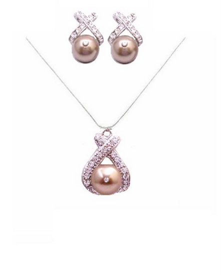 Bronze Swarovski Pearls Pendant & Stud Earrings Sarkling Simulated Diamond Set